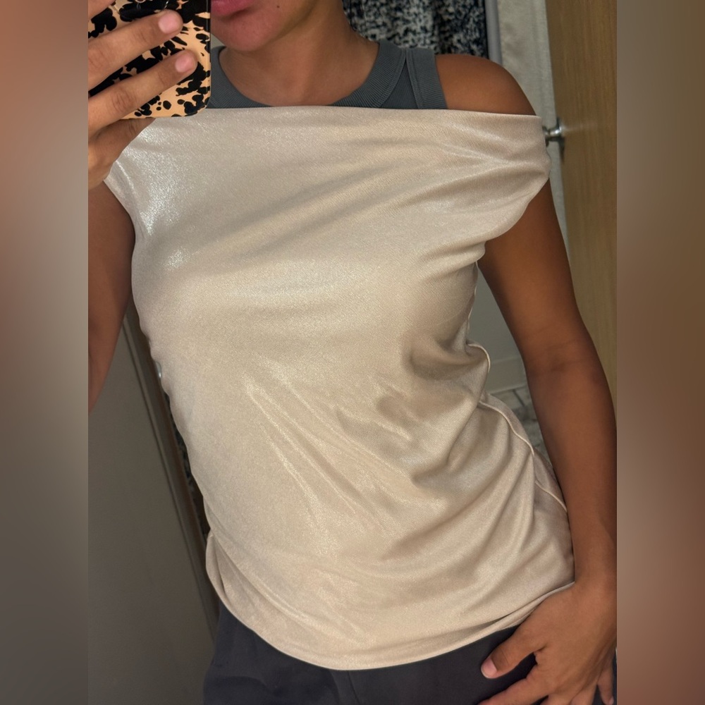 Elegant Cream Sleeveless Top shimmery
